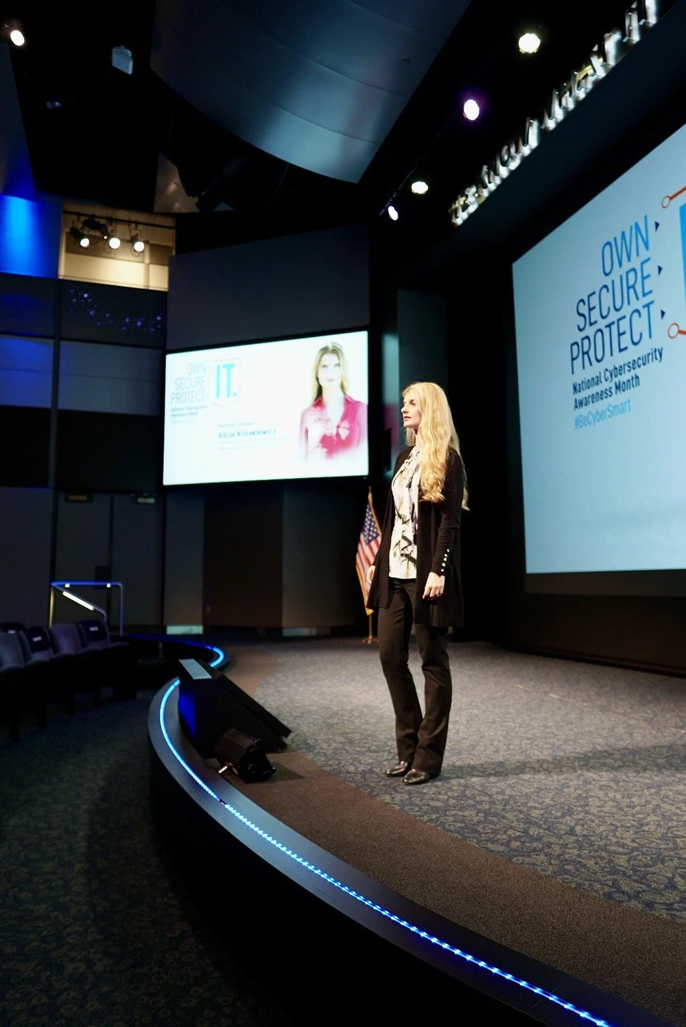 Alicia Kozak speaking about online child safety